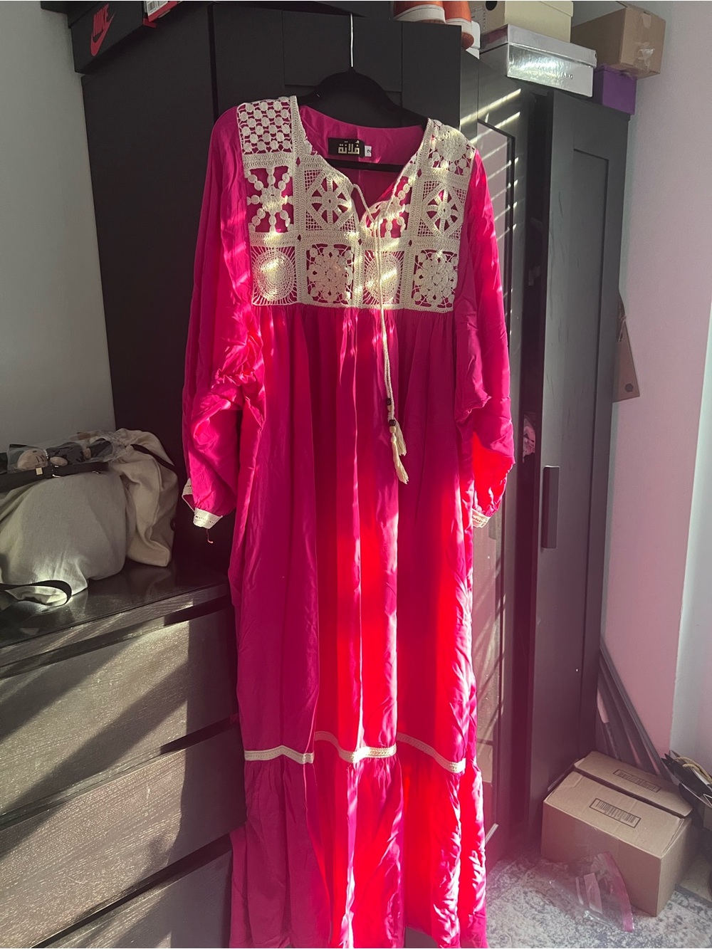 Women’s Hot Pink Maxi Dress with Crochet Yoke siz m/l